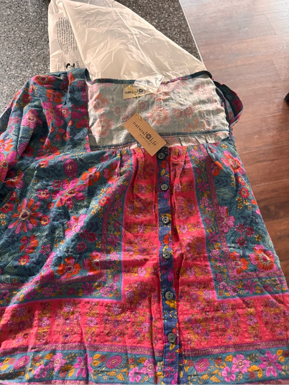 NATURAL LIFE Teal and Pink Floral Button-Front Boho Top - Picture 2 of 5